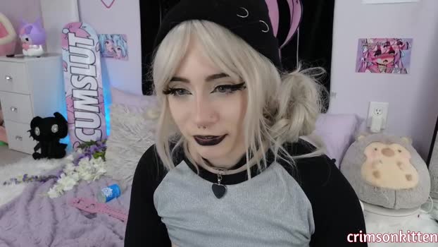 crimsonkitten Female Chaturbate 19-01-2025