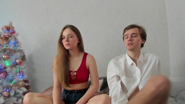 yueslang Couple Chaturbate 21-01-2025