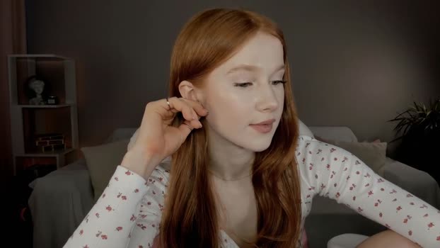 leahsthetics Female Chaturbate 22-01-2025