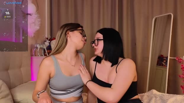 phyllisheart Couple Chaturbate 22-01-2025