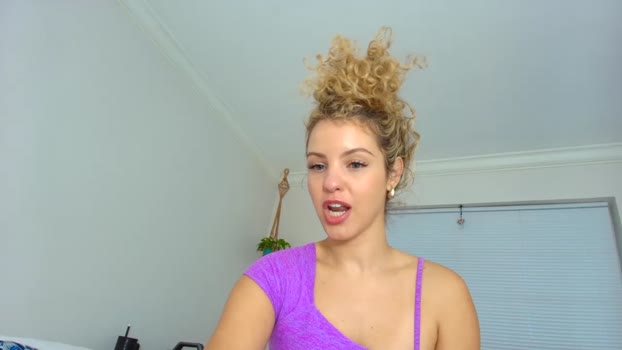 theislandgirl Female Chaturbate 22-01-2025