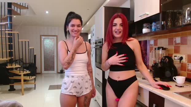 aly_alyce Couple Chaturbate 24-01-2025