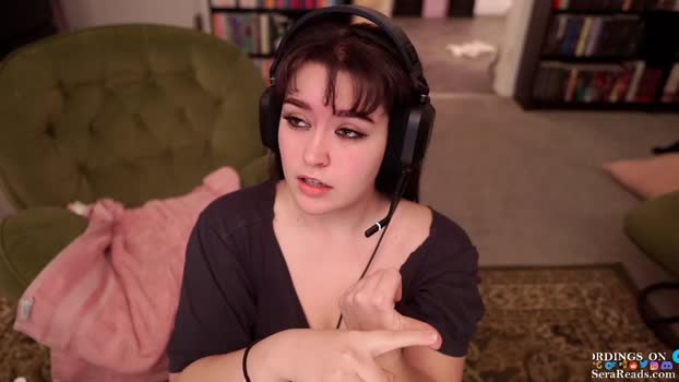 serareads Female Chaturbate 28-01-2025