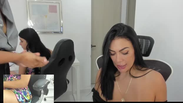 emillybrowm Couple Chaturbate 28-01-2025