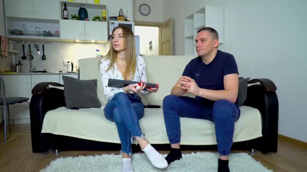 littlesweettifany Couple Chaturbate 29-01-2025