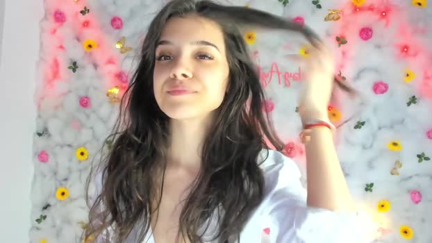babyaylin Female Chaturbate 30-01-2025