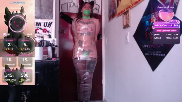 darkness_joones Female Chaturbate 28-01-2025