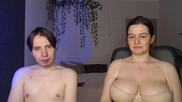 hello_imkitty Couple Chaturbate 30-01-2025