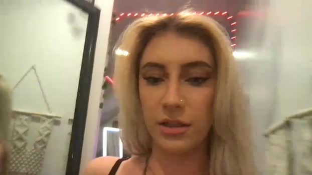 nikki_dreammm Female Chaturbate 01-02-2025