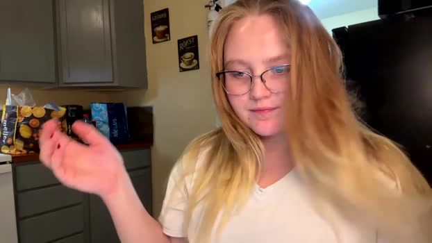phatassblond Female Chaturbate 05-02-2025