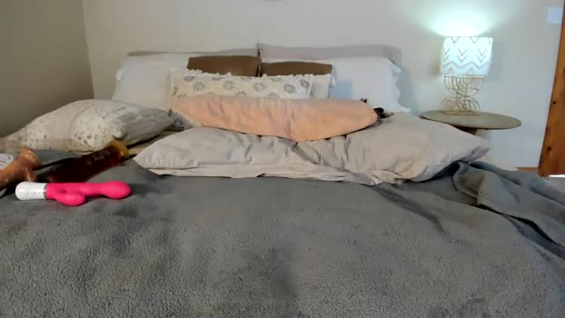 sexxylaurab Female Chaturbate 05-02-2025