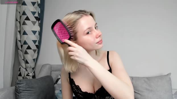 hi_popsy Female Chaturbate 06-02-2025