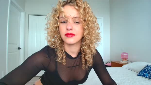 theislandgirl Female Chaturbate 06-02-2025
