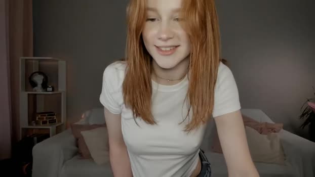 leahsthetics Female Chaturbate 07-02-2025