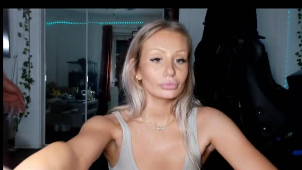 daisyyy02 Couple Chaturbate 13-02-2025