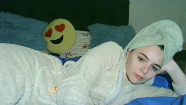 shy_student_alice Female Chaturbate 13-02-2025