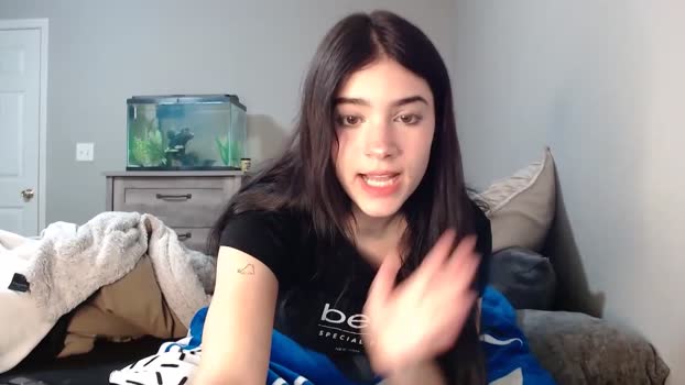 selena_steele Female Chaturbate 17-02-2025