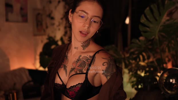 effylowell_ Female Chaturbate 18-02-2025