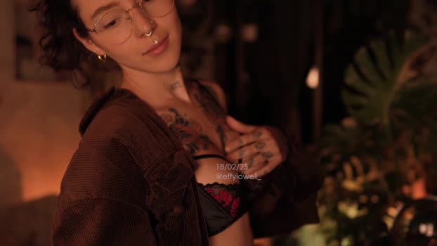 effylowell_ Female Chaturbate 18-02-2025