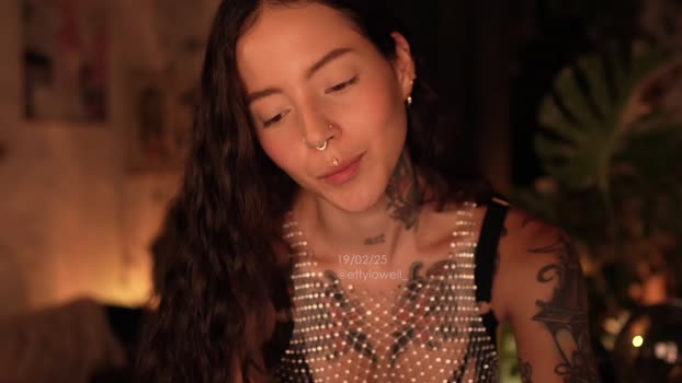 effylowell_ Female Chaturbate 19-02-2025