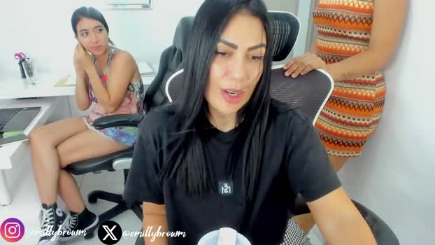 emillybrowm Couple Chaturbate 19-02-2025