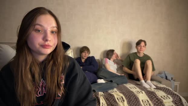 glockoffrog Couple Chaturbate 20-02-2025