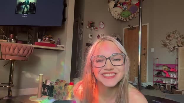 iris_world Female Chaturbate 20-02-2025
