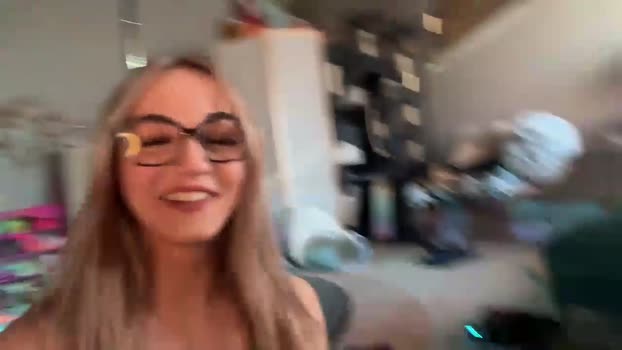 iris_world Female Chaturbate 20-02-2025
