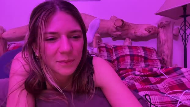 oliviahansleyy Female Chaturbate 20-02-2025