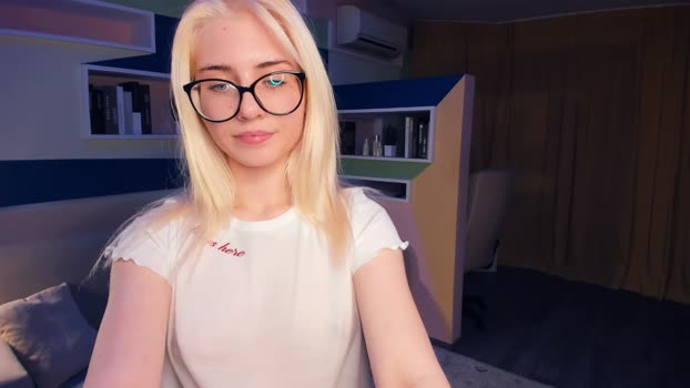myluckywish Female Chaturbate 21-02-2025