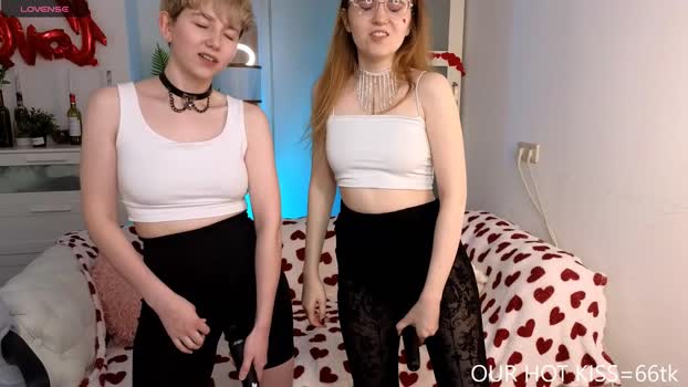 velvetvalkyries Couple Chaturbate 22-02-2025