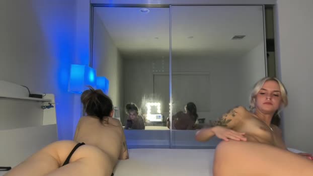 izzyluvv Female Chaturbate 25-02-2025