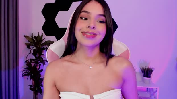 mia_johnsonll Female Chaturbate 25-02-2025