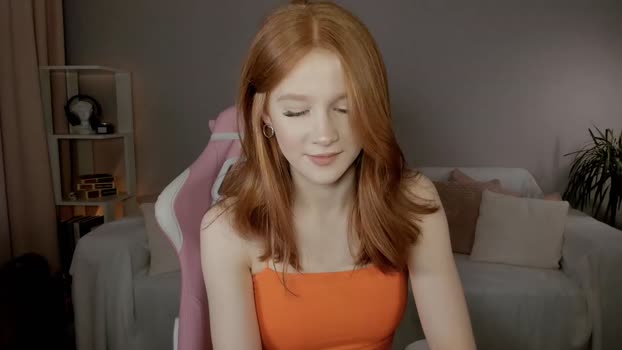 leahsthetics Female Chaturbate 26-02-2025