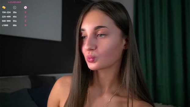 czamabech Female Chaturbate 28-02-2025