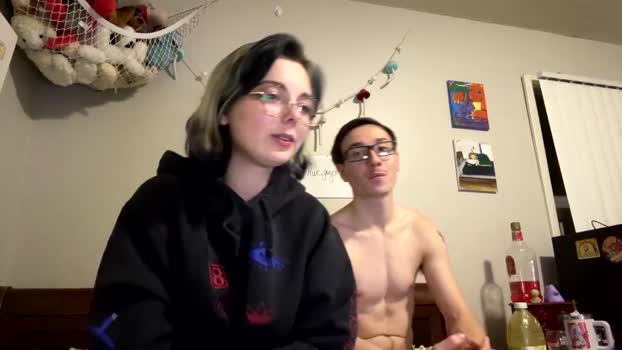 mamiclouds Couple Chaturbate 28-02-2025