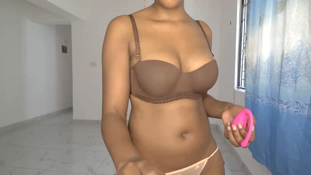 24sweetlovey5643857
