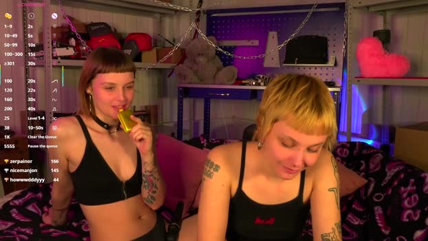 goldstar_girls Couple Chaturbate 04-03-2025