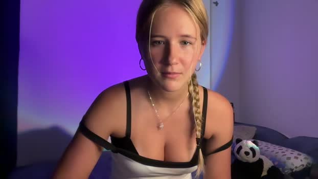 itsssosierra Female Chaturbate 05-03-2025