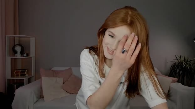 leahsthetics Female Chaturbate 04-03-2025