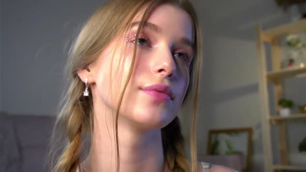 brave_journey Female Chaturbate 06-03-2025