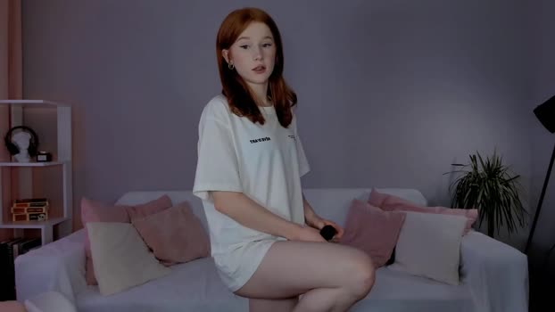 leahsthetics Female Chaturbate 14-03-2025