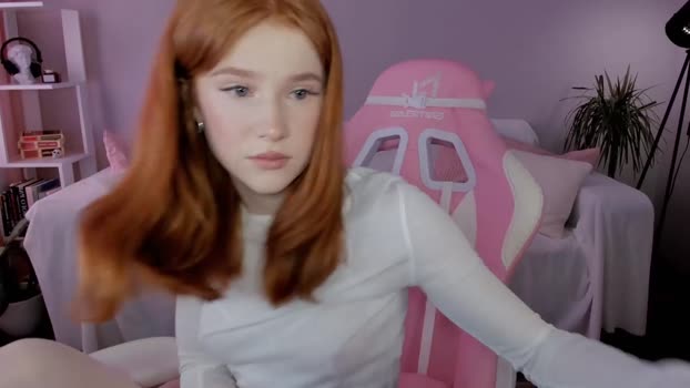 leahsthetics Female Chaturbate 14-03-2025