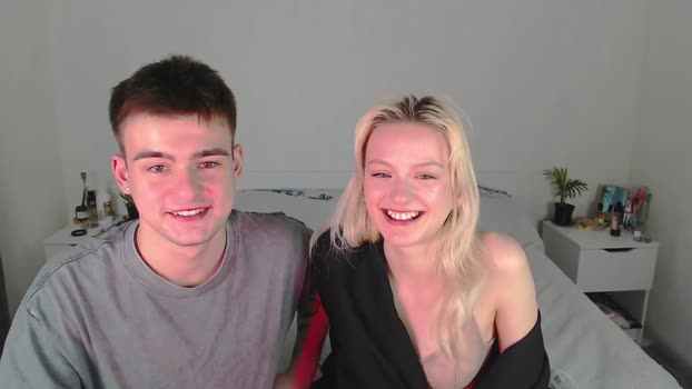 your_molly_mark Couple Chaturbate 14-03-2025