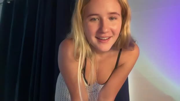 itsssosierra Female Chaturbate 17-03-2025