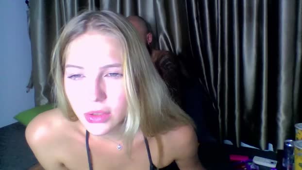 mia_floo Couple Chaturbate 25-03-2025