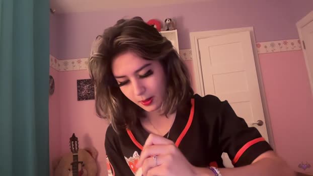 upaydahlia Female Chaturbate 27-03-2025