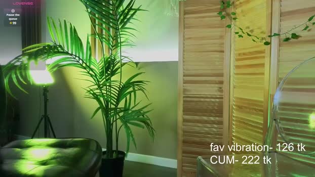 milly_shy Female Chaturbate 31-03-2025