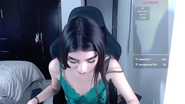 laura_secrets Female Chaturbate 01-04-2025