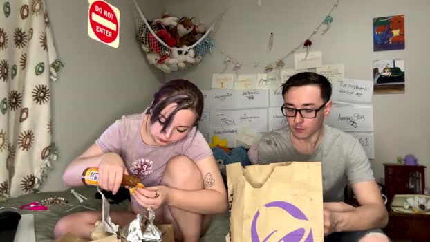 mamiclouds Couple Chaturbate 01-04-2025